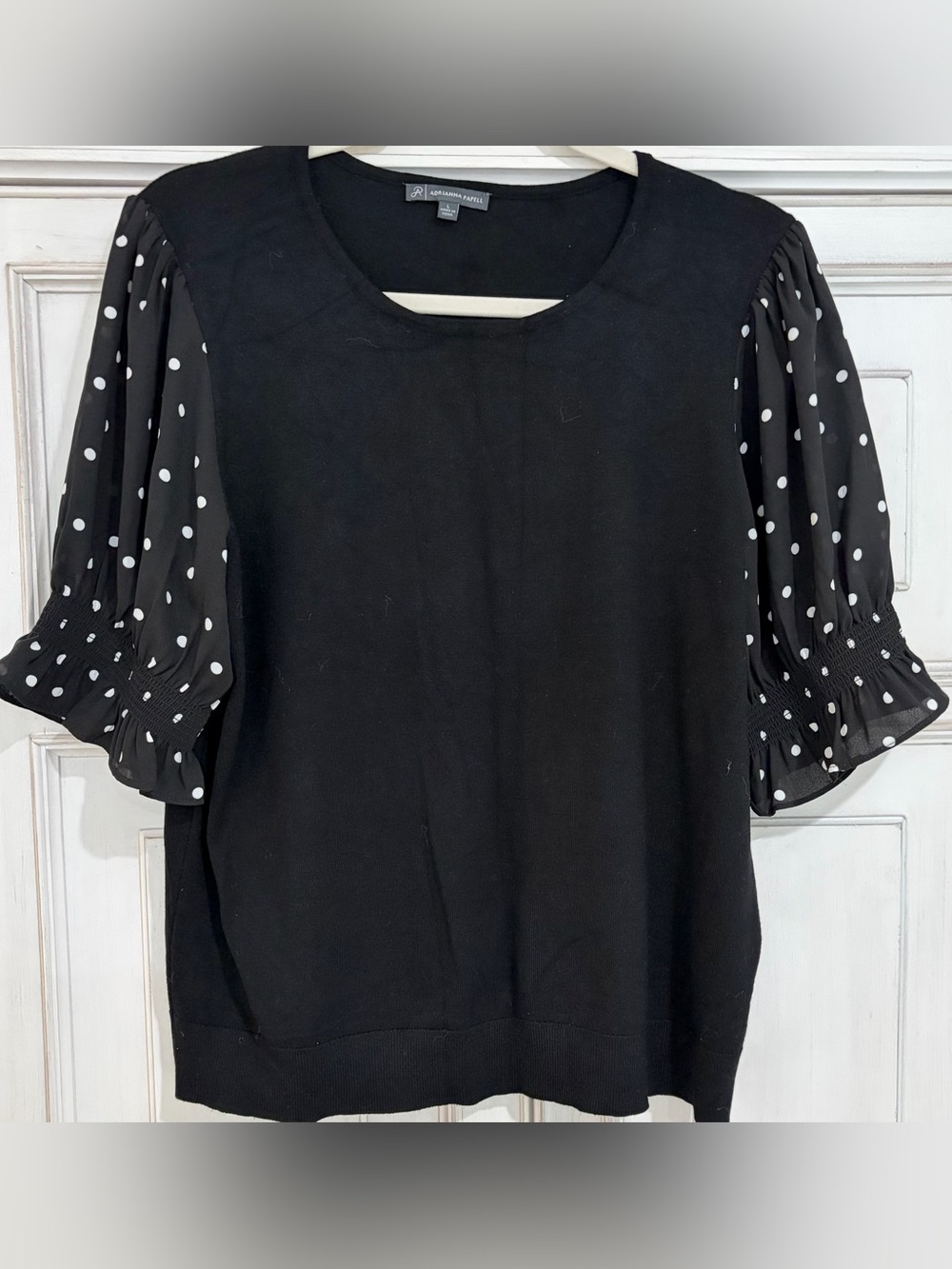 PRELOVED SZ L Adrianna Papell Black Top with White Polka Dot Puff Sleeves